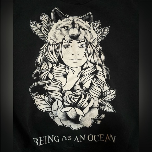 Bundle of Large Sweaters - Picture 4 of 8